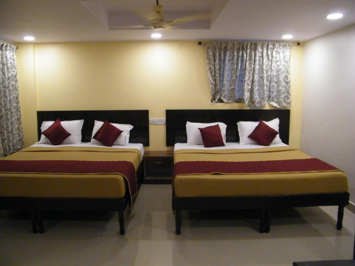 The White House Residency Chennai Exterior foto
